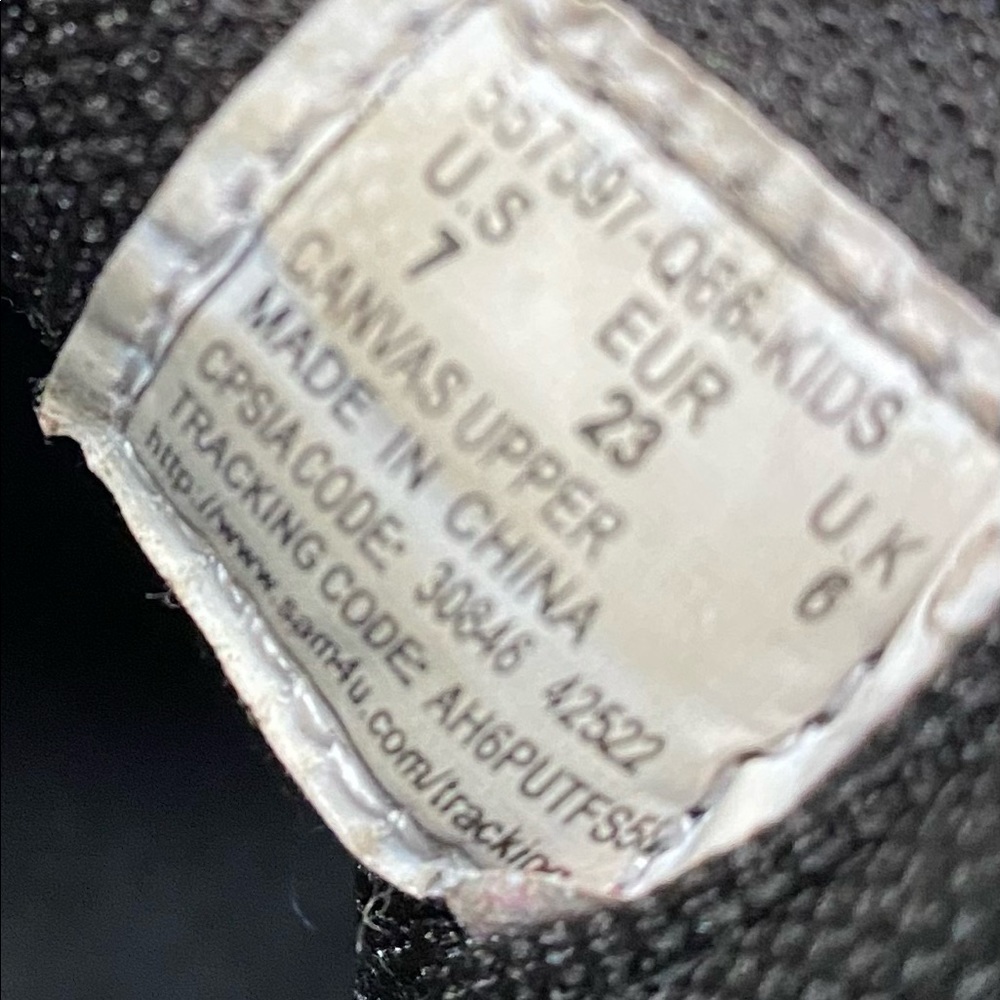 LEVI’S booties - Picture 3 of 4